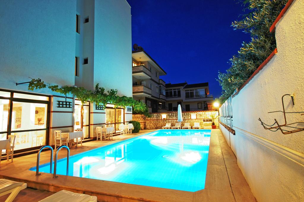 Bayram Hotel