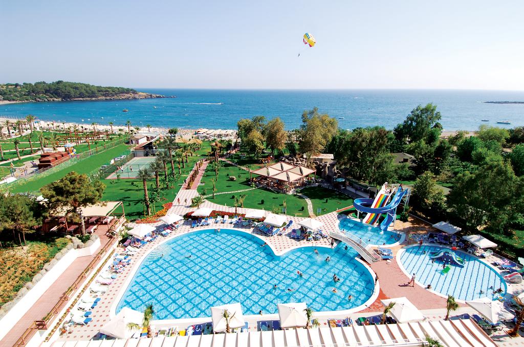 Lycus Beach Hotel