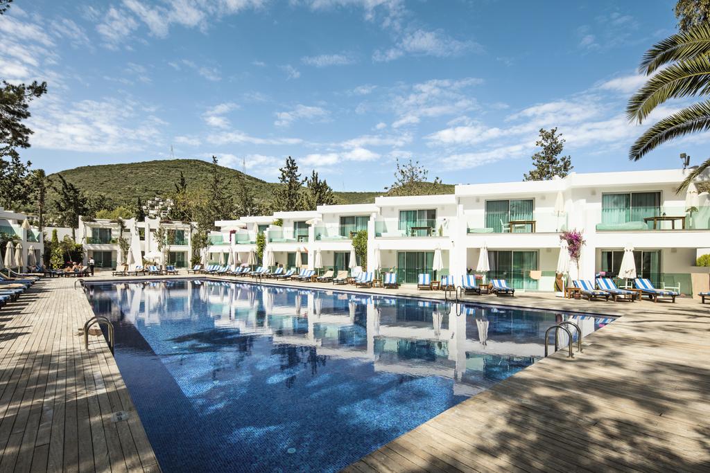 Voyage Torba Hotel