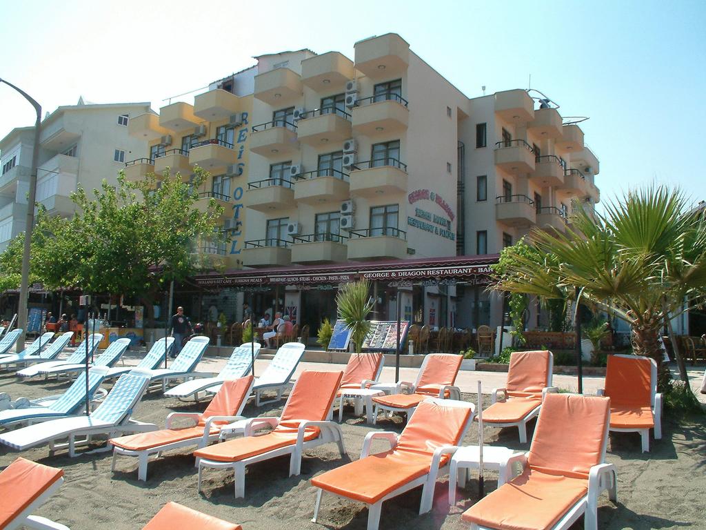 George and Dragon Beach Hotel