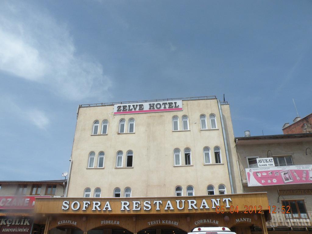 Hotel Zelve