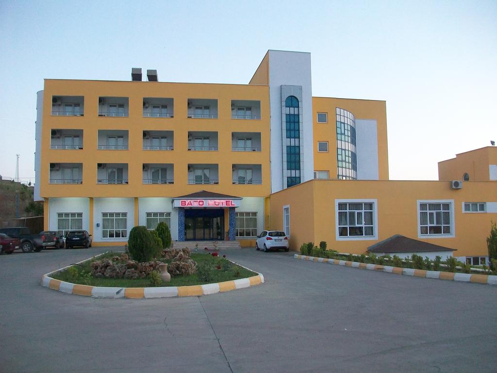 Bato Thermal Hotel