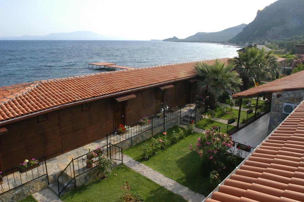 Assos Sardunya Hotel