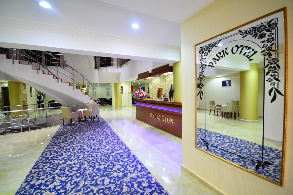 Dimet Park Hotel