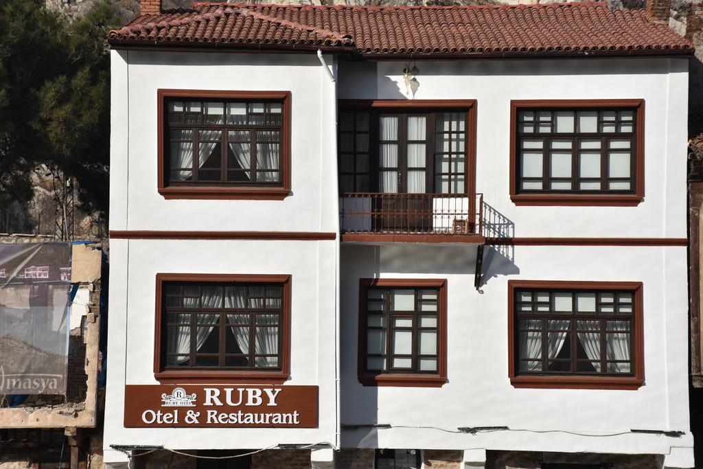 Ruby Otel