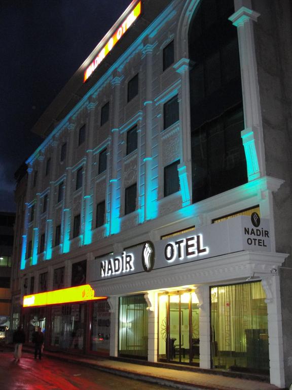 Nadir Hotel