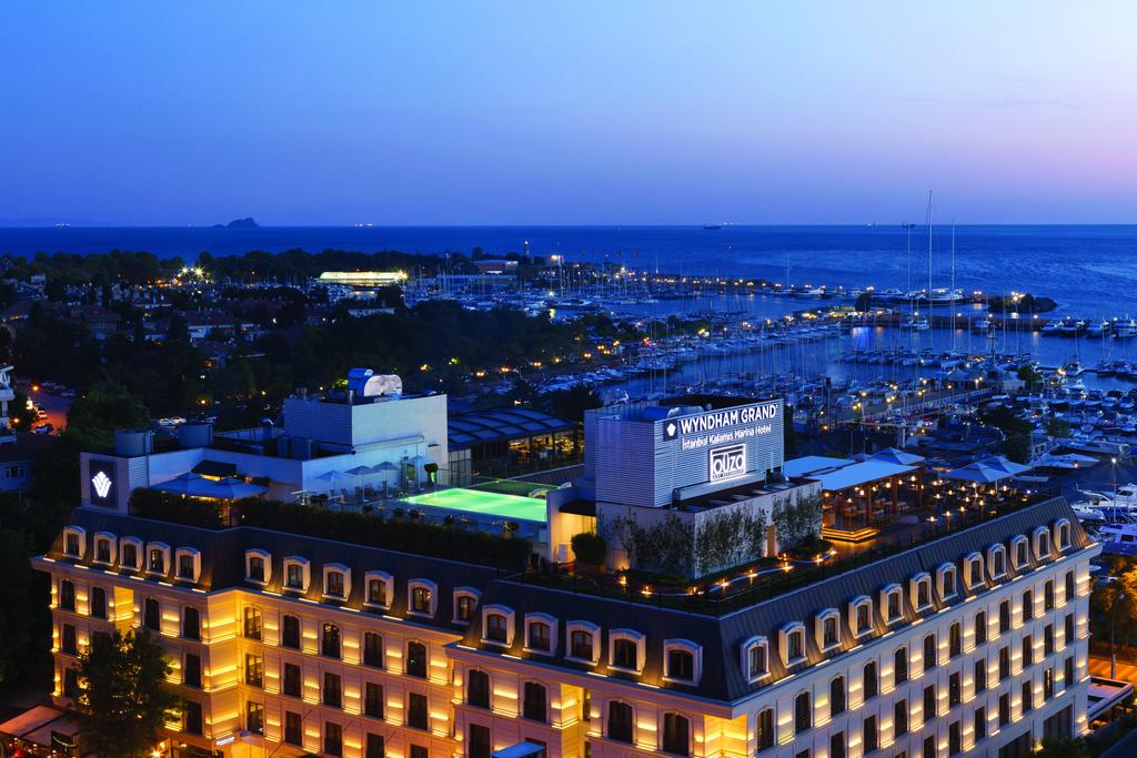 Wyndham Grand Istanbul Kalamis Marina Hotel