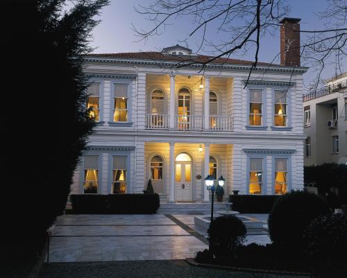 Bosphorus Palace Hotel