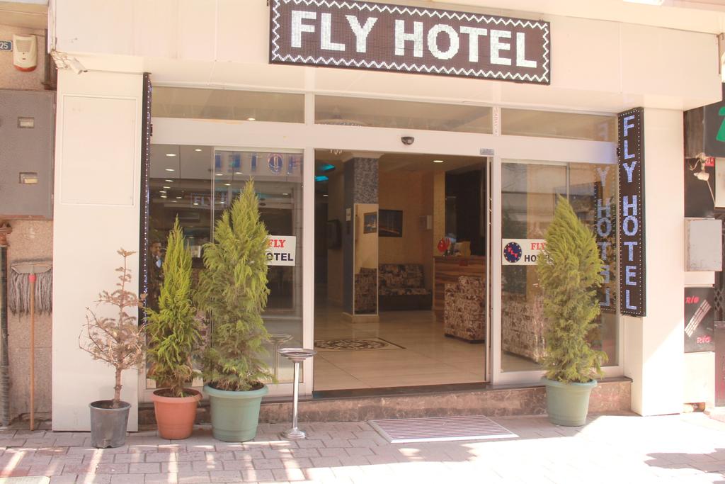 Fly Hotel