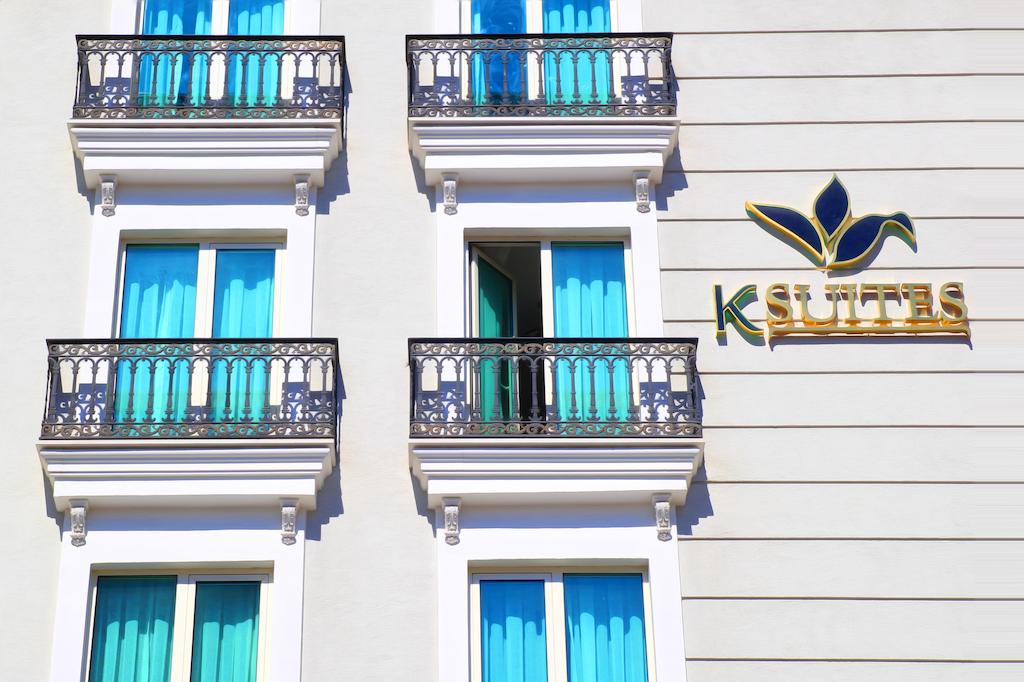 K Suites Hotel