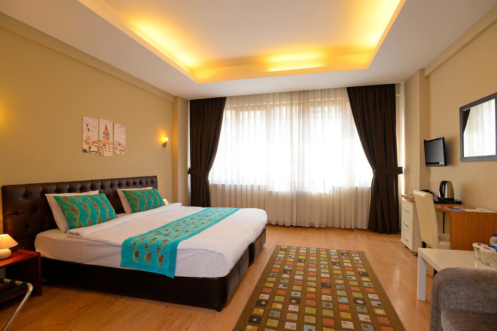 Taksim Plussuite Hotel