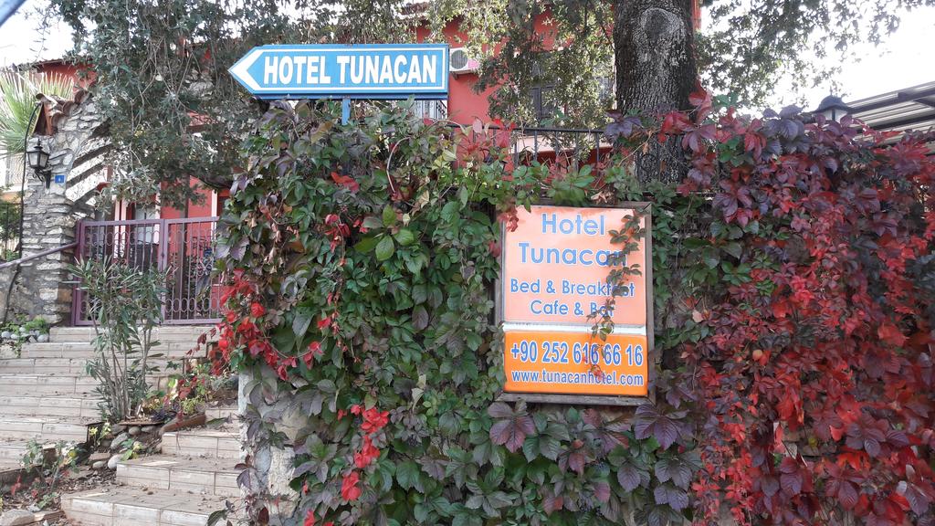 Tunacan Hotel