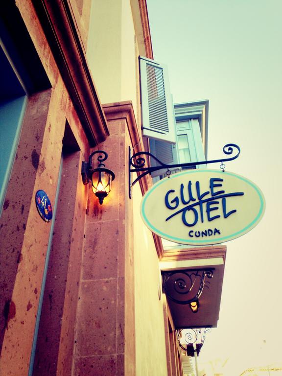 Gule Hotel