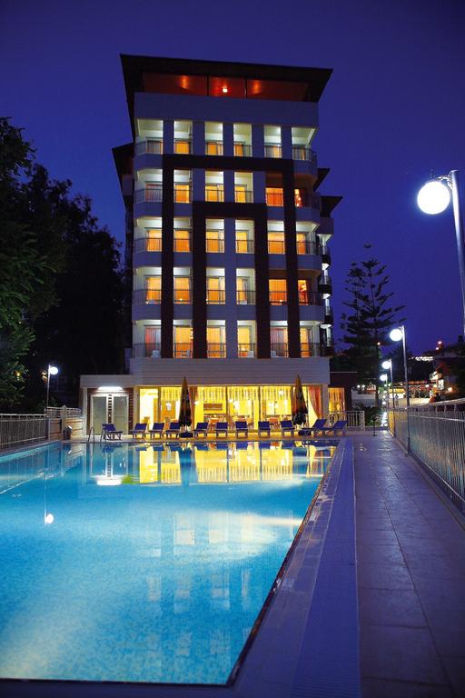 Sirma Hotel and Apartments