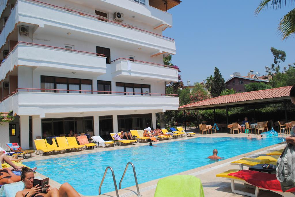 Beyaz Saray Hotel