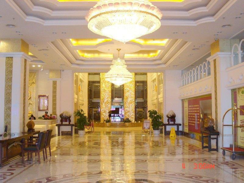 Hezhou Weiyena Hotel