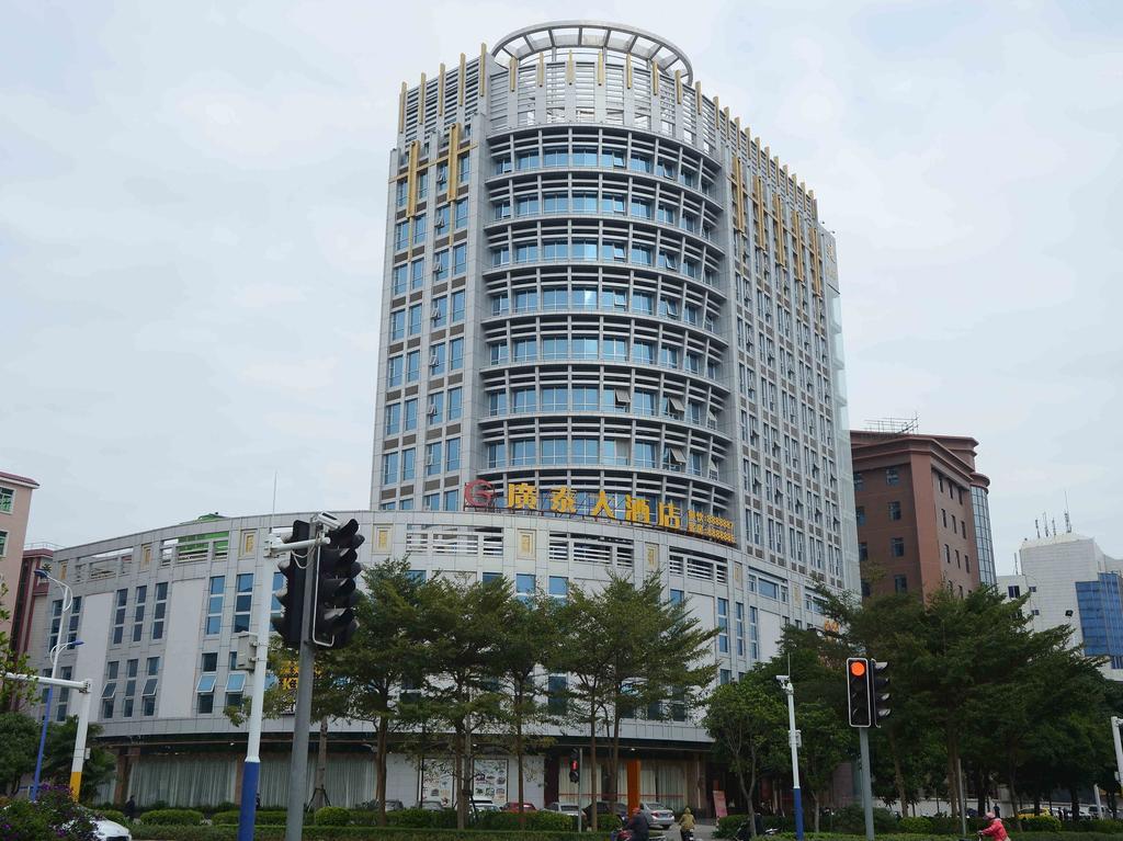 Zhongtai Business Hotel