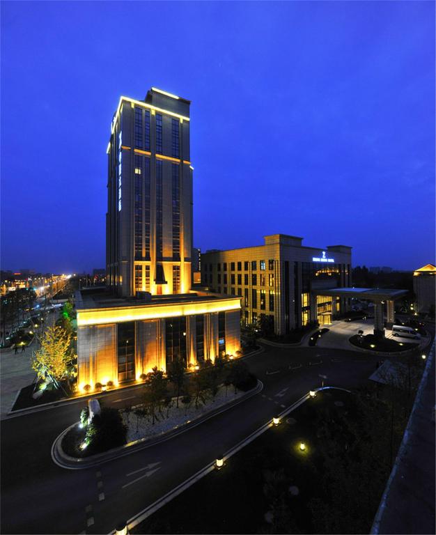 Chongzhou Zhongsheng Hotel