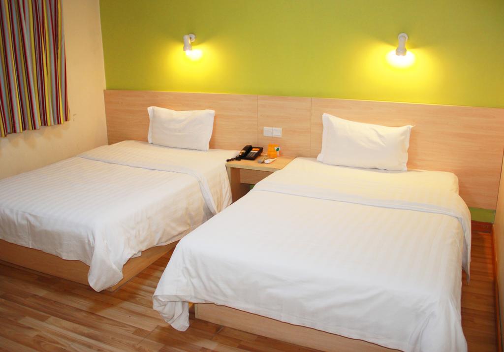 7Days Inn Huludao Xingcheng Hot Spring Street