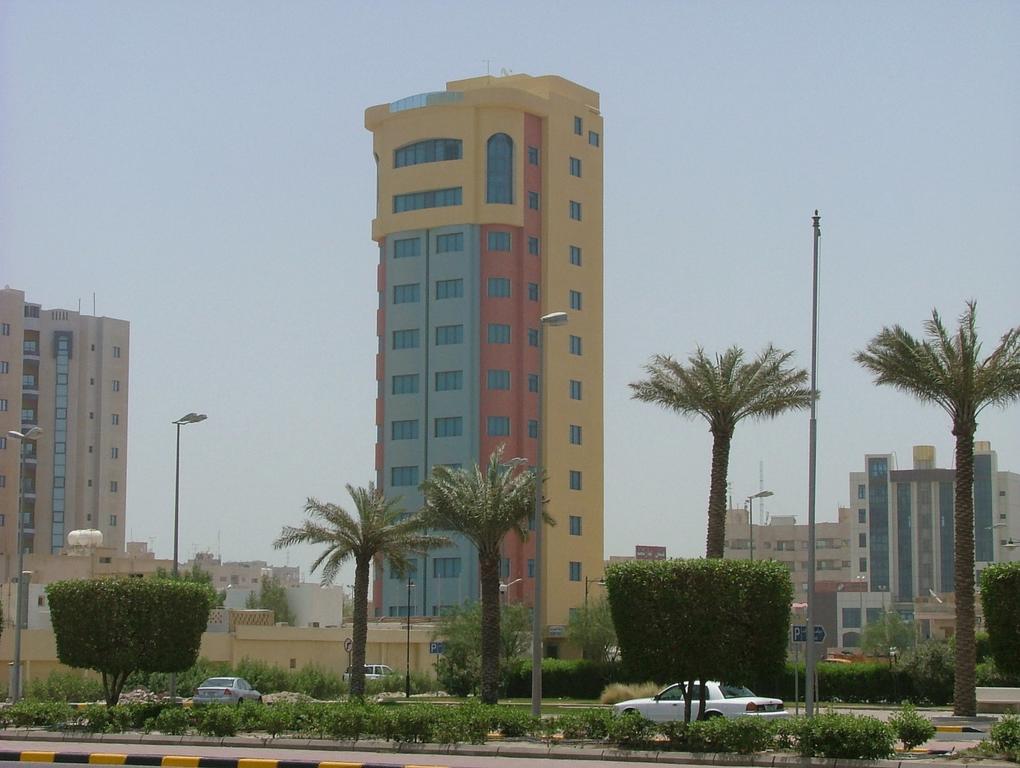 Corniche Suites Hotel