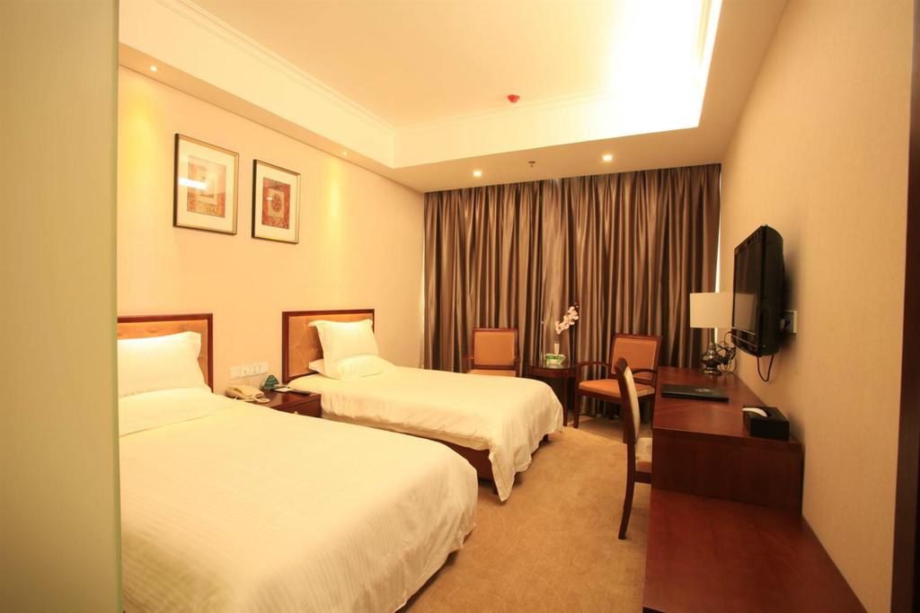 GreenTree Inn Tianjin Wuqing Jingjin Highway Business Hotel