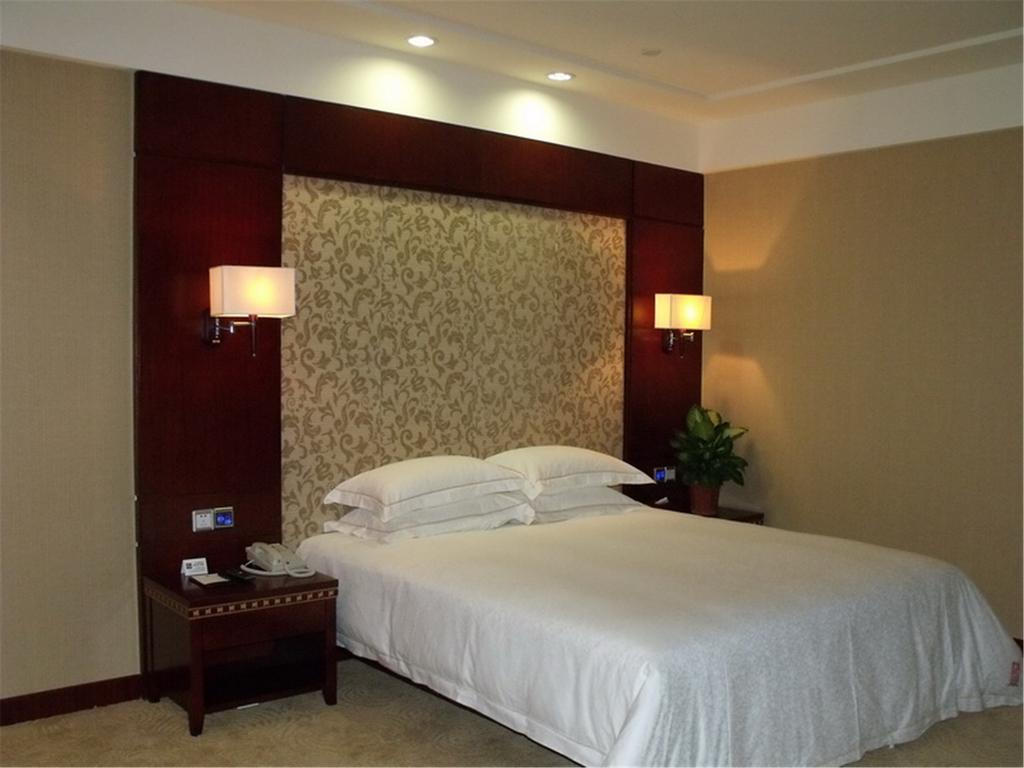 Shunde Dongcheng Hotel