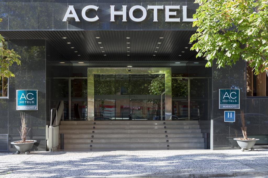 AC Hotel Zaragoza Los Enlaces - a Marriott Lifestyle Hotel