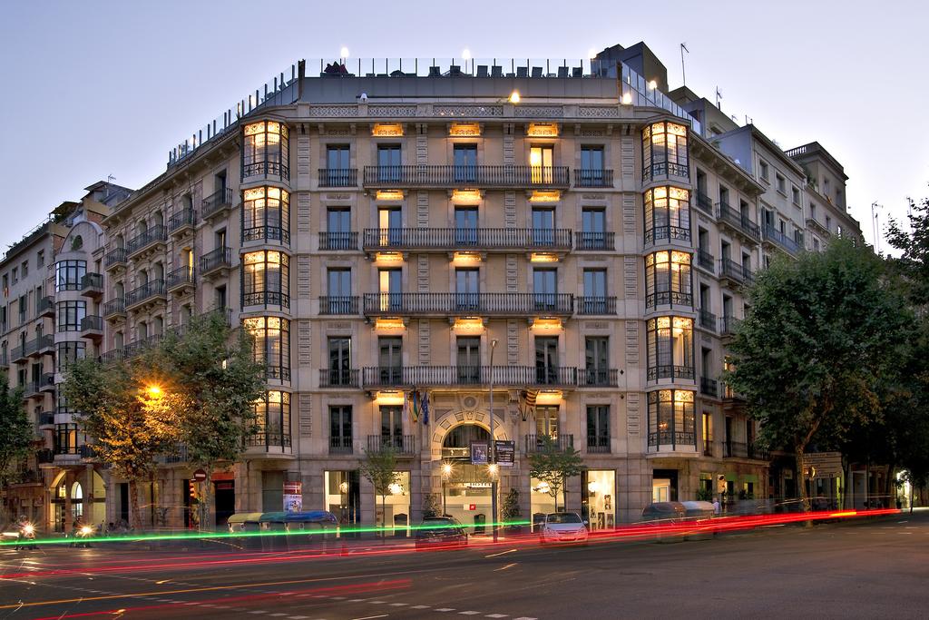 Axel Hotel Barcelona and Urban Spa