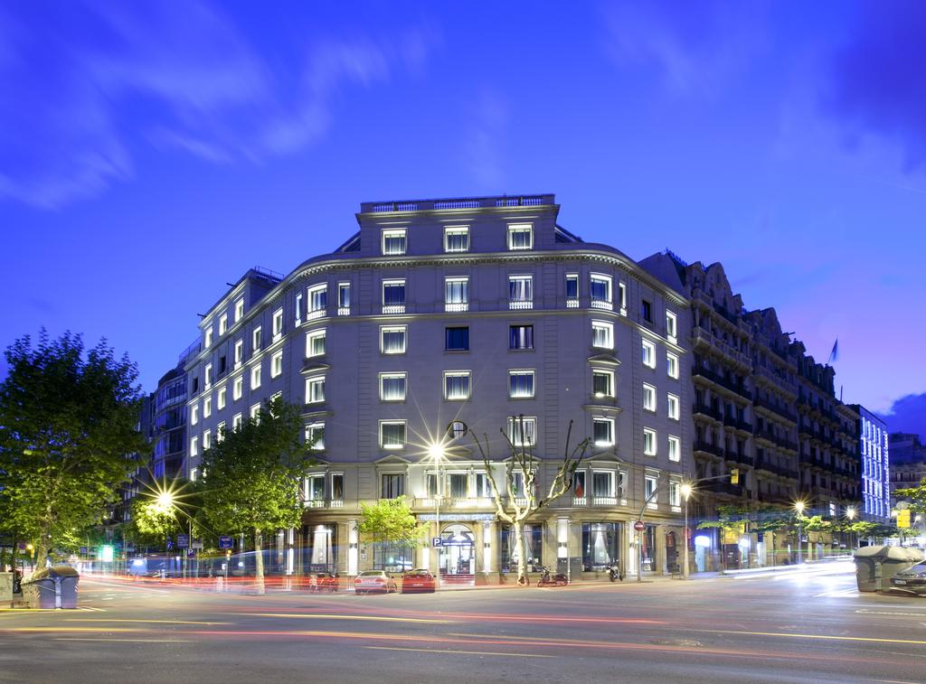 Barcelona Center Hotel