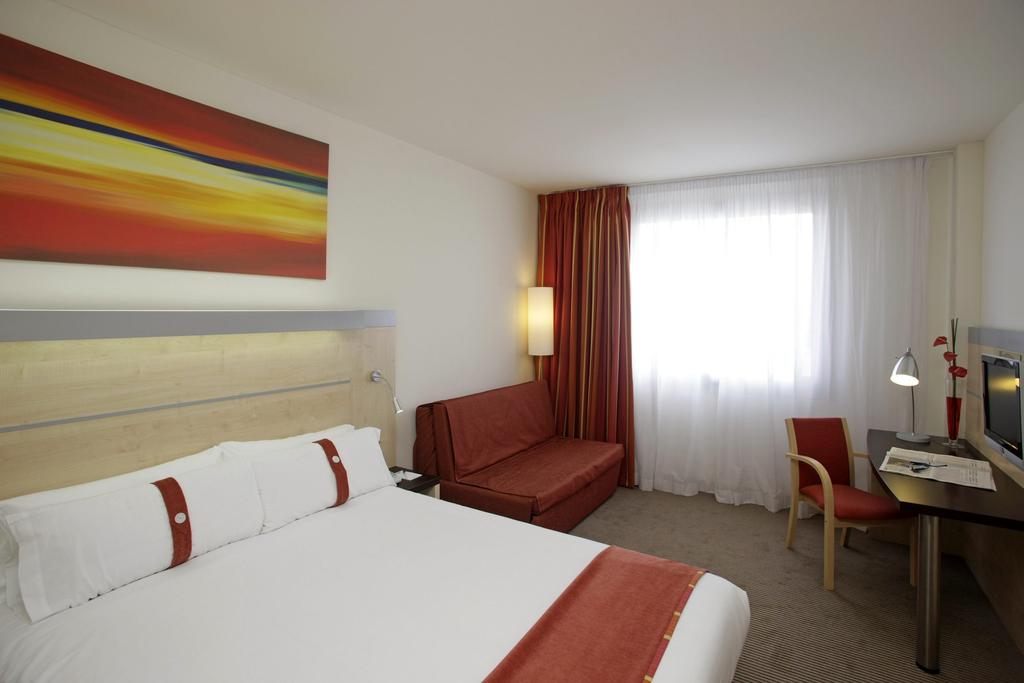 Holiday Inn Express Barcelona City 22