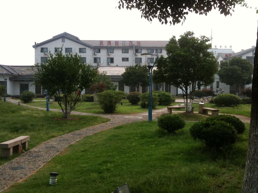 Suzhou Lanying Holiday Hotel