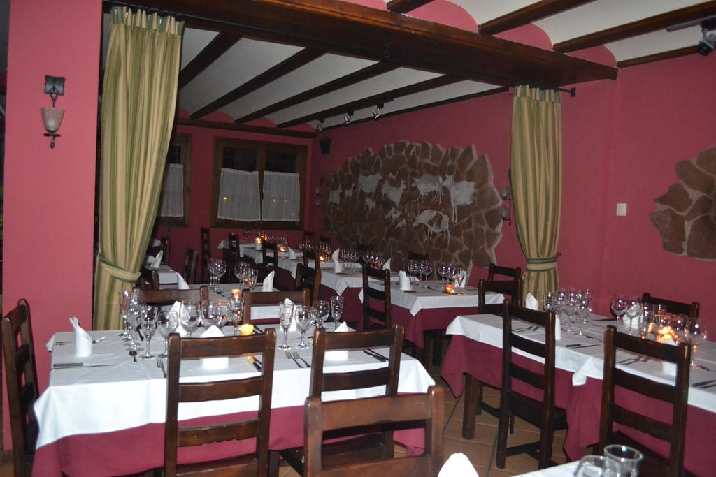 Hotel - Restaurante Prado Del Navazo