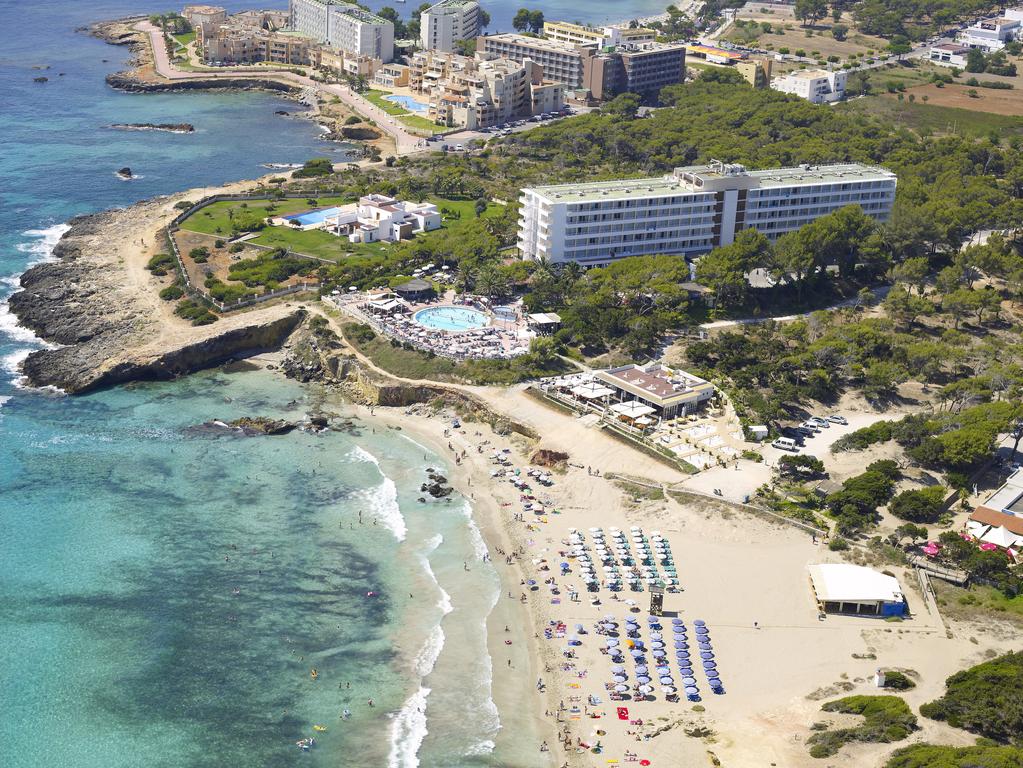 Fiesta Hotel Cala Nova