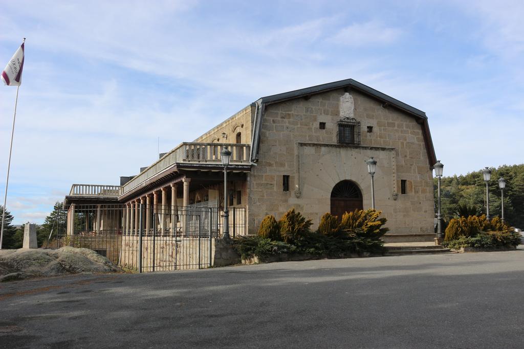 Parador De Gredos