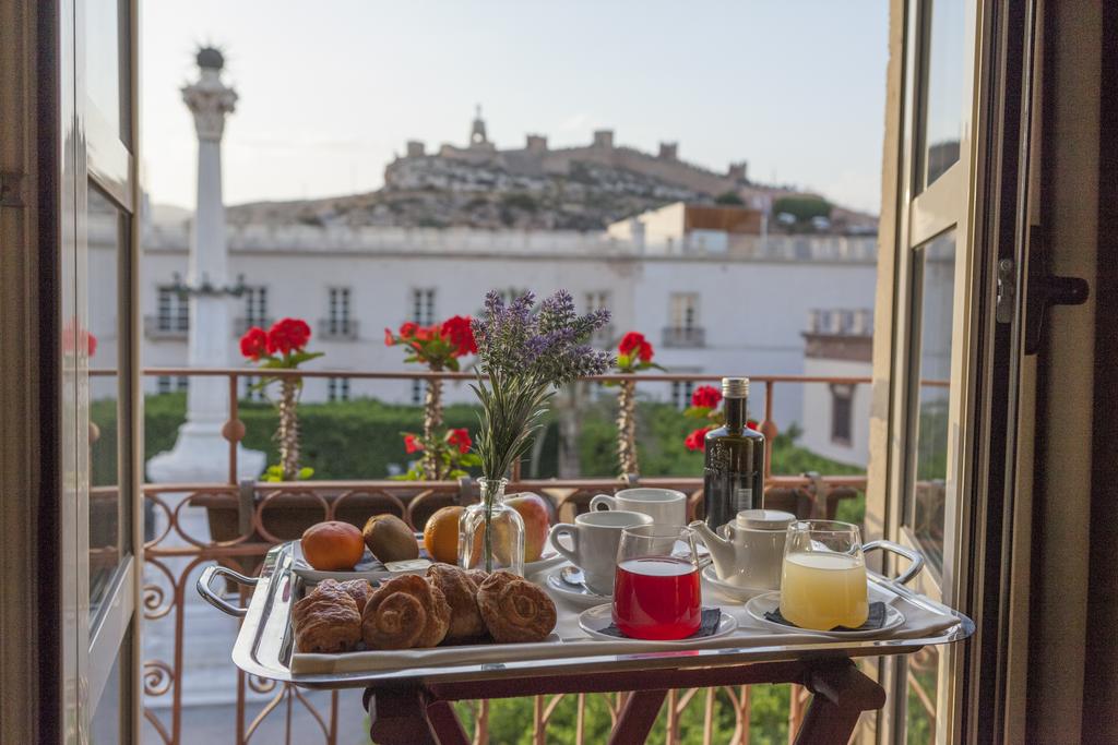 Aire Hotel and Ancient Baths Plaza Vieja