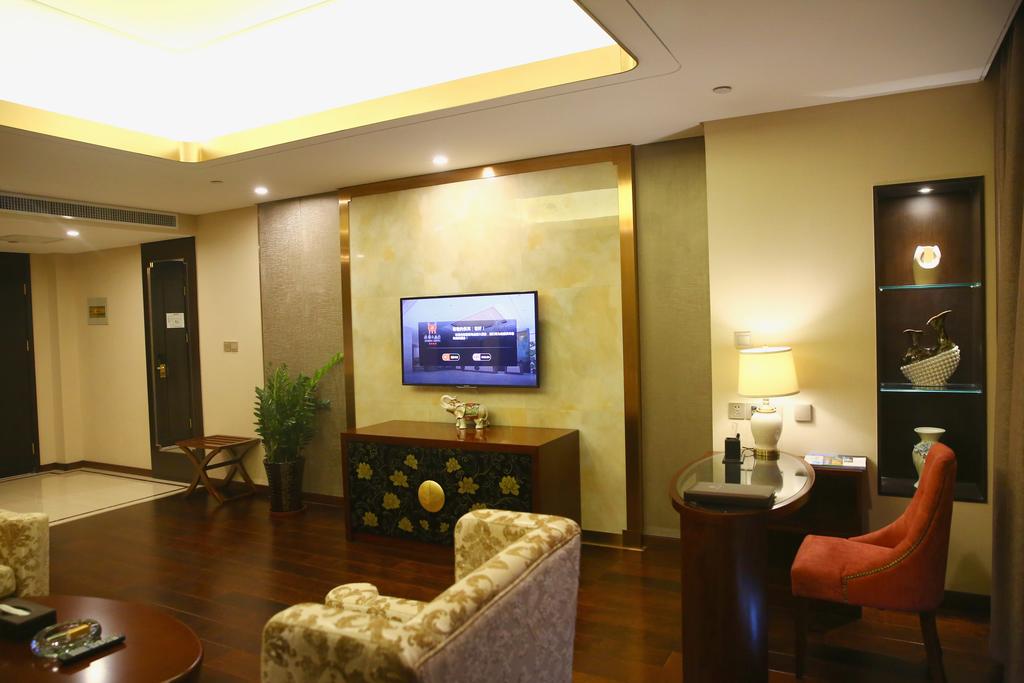 Jin Ding Hotel