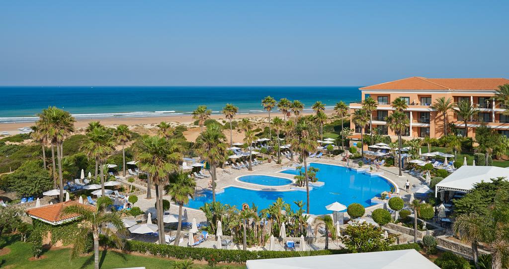 Hipotels Barrosa Palace and Spa