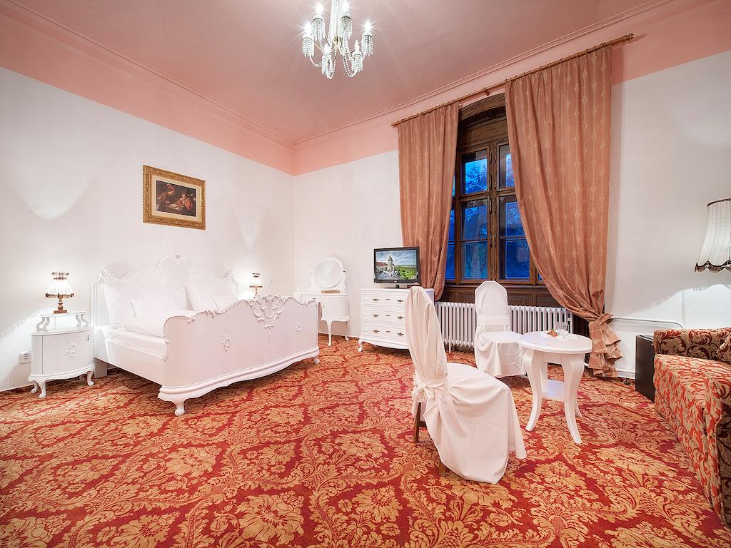 EA Zamecky Hotel Hruba Skala