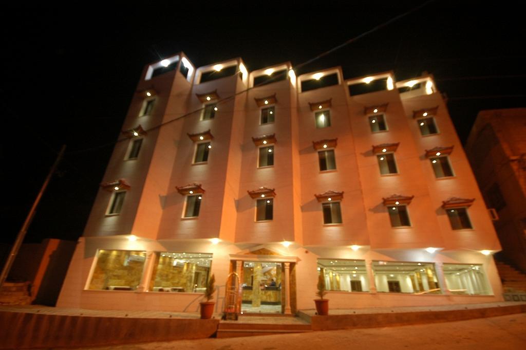 Sharah Mountains Hotel