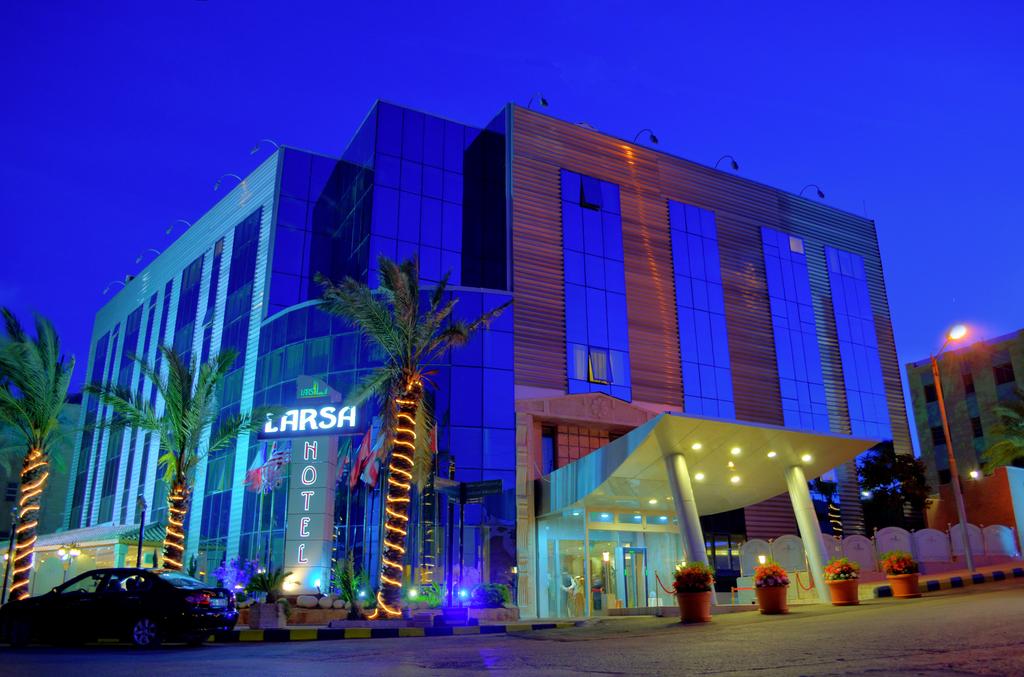 Larsa Hotel