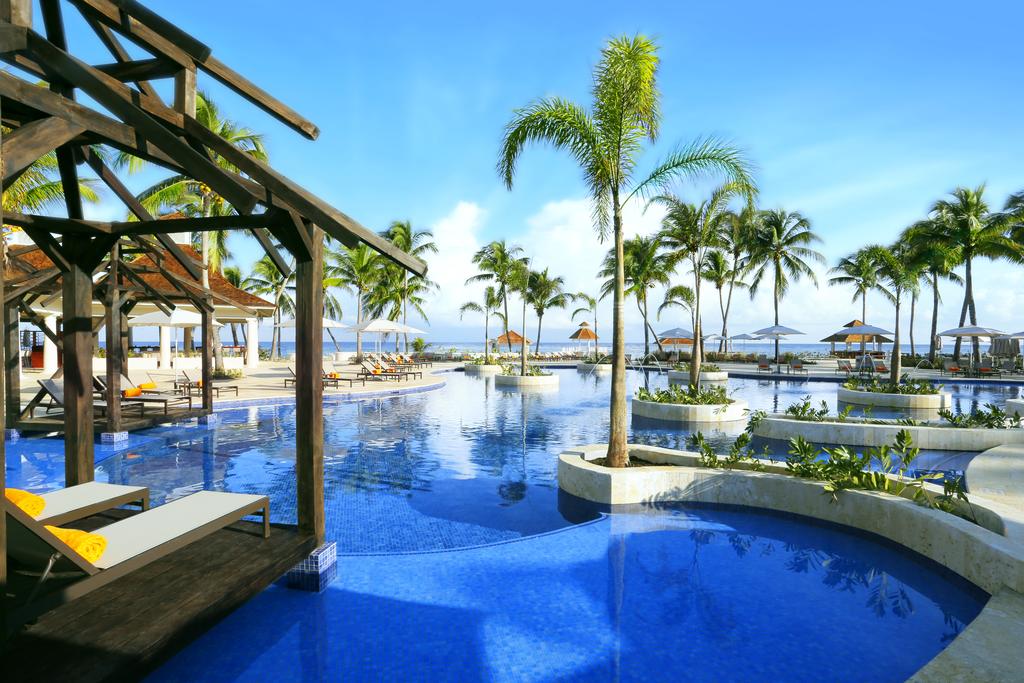 Hyatt Ziva Rose Hall - All Inclusive