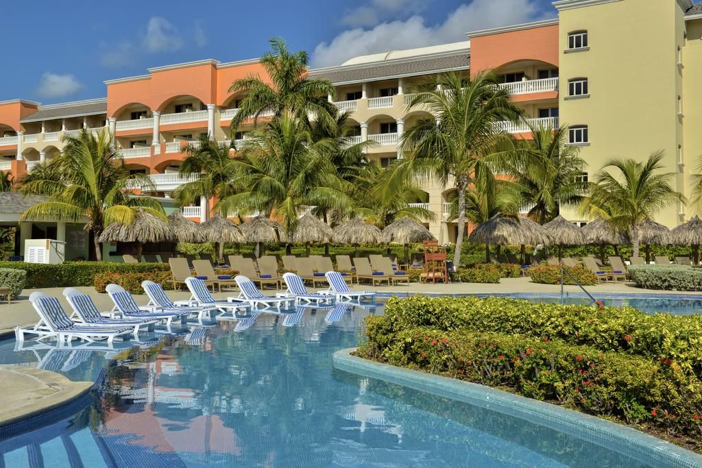 Iberostar Rose Hall Suites