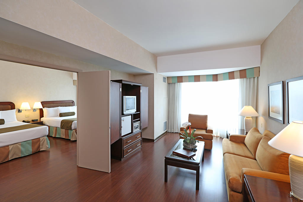 Clarion Suites