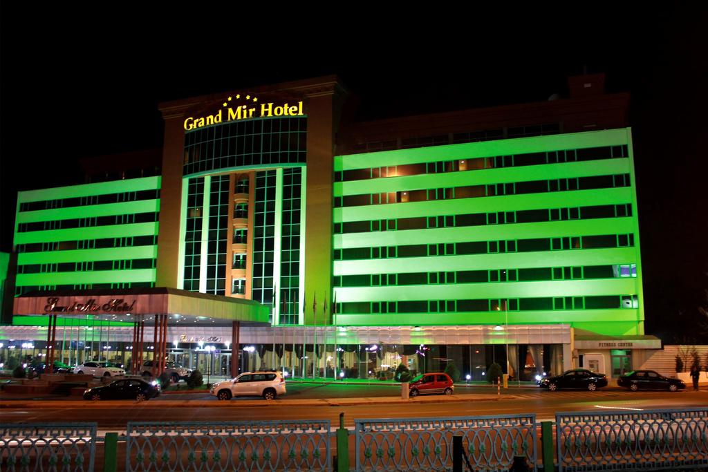 Grand Mir Hotel