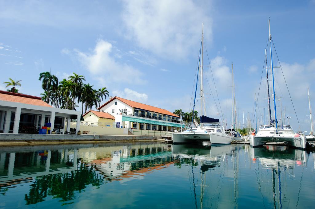 Marina Hotel - Shelter Bay