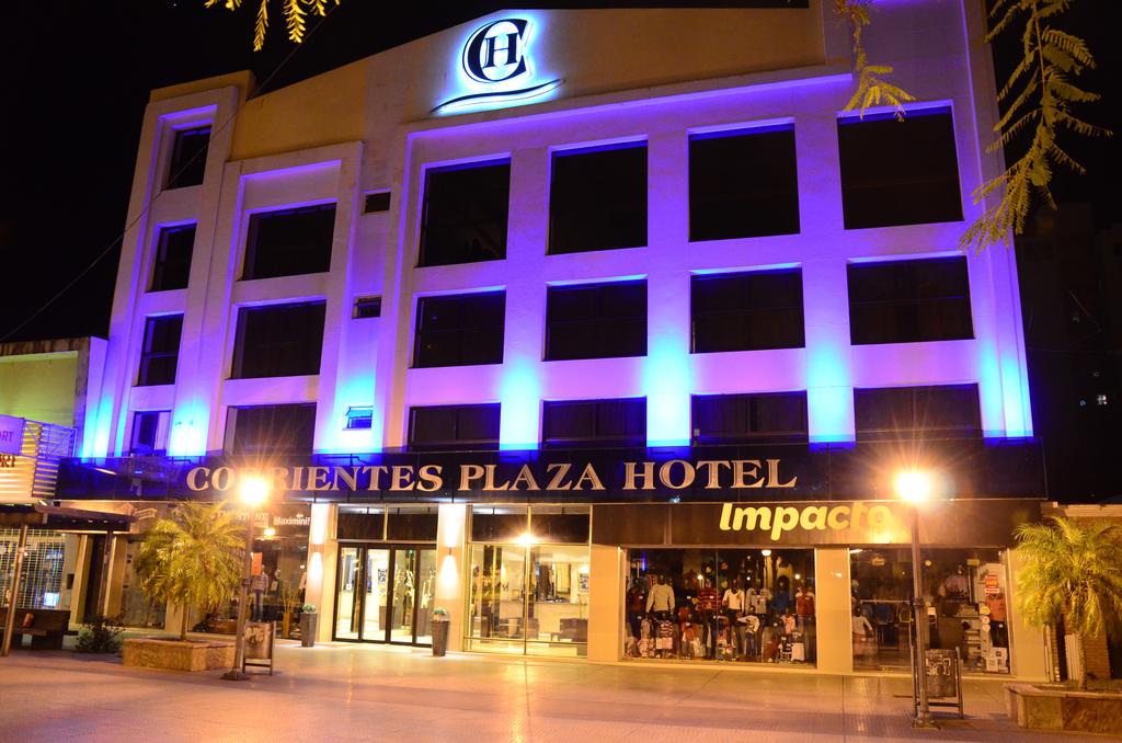 Hotel Corrientes Plaza