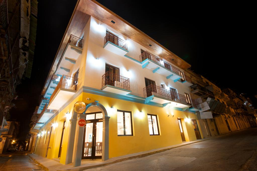 Tantalo Hotel