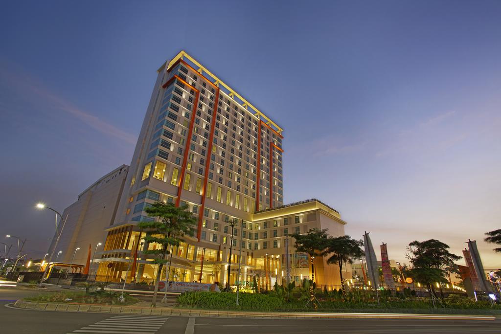 HARRIS Hotel and Conventions Bekasi