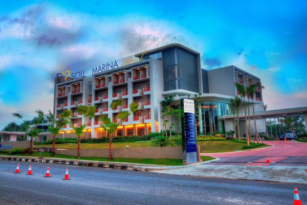 Soll Marina Hotel and Conference Center Bangka