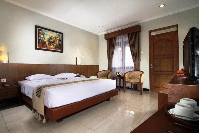 Cakra Kembang Hotel